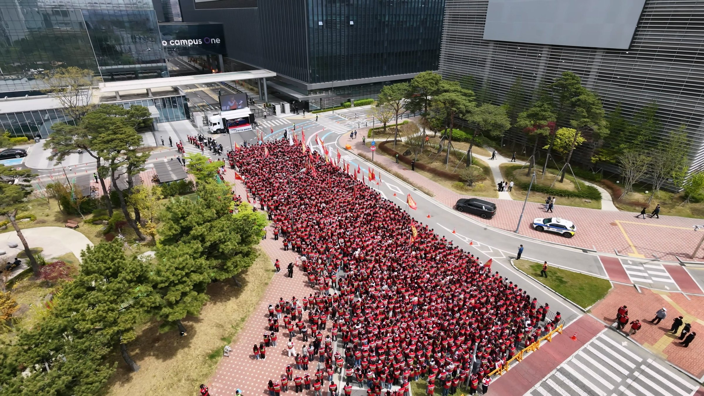 Samsung Bio union to contest court ruling blocking worker strikes