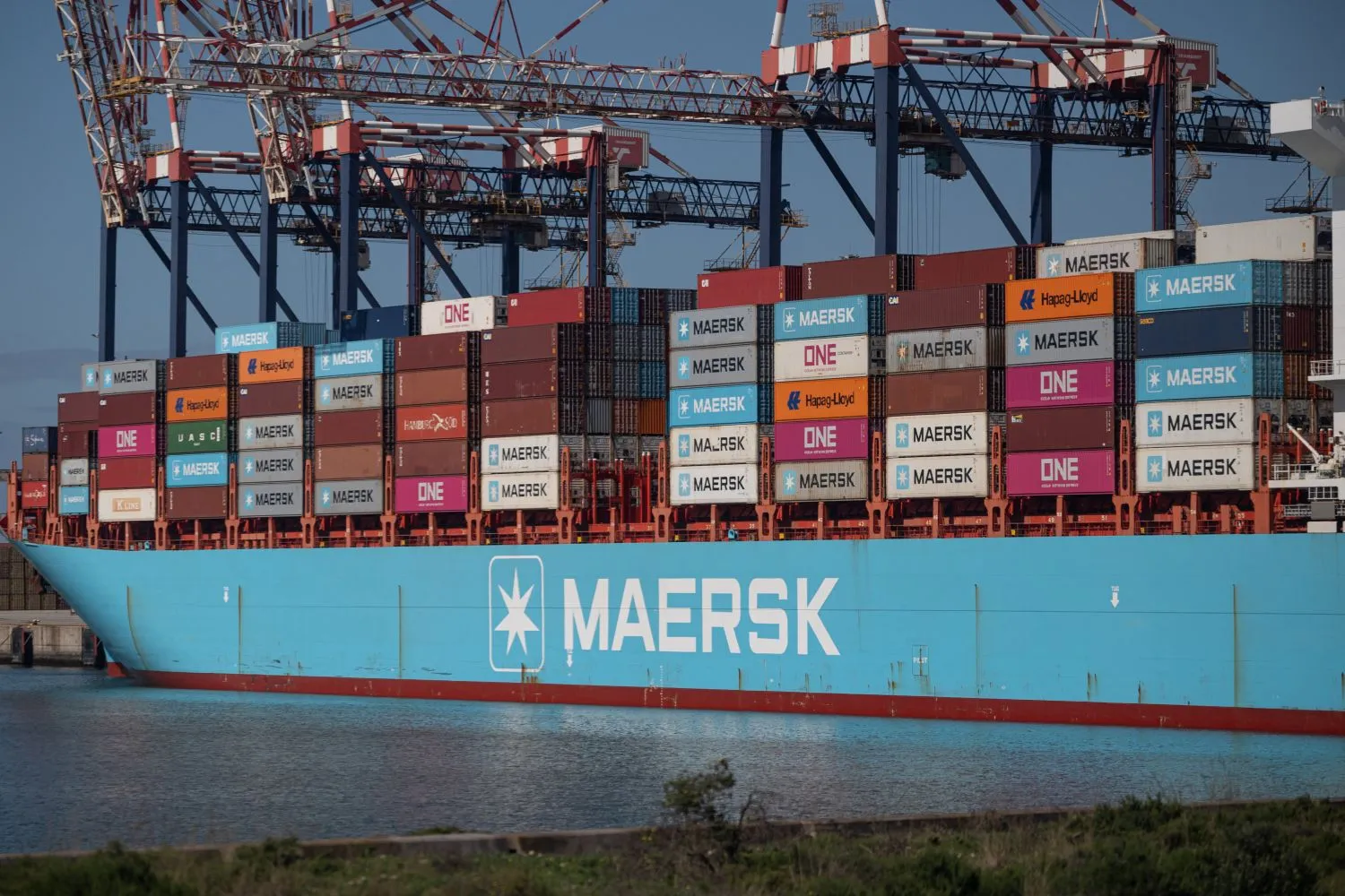 Maersk’s APM Terminals Looks to Build a Rail Freight Network in Vietnam