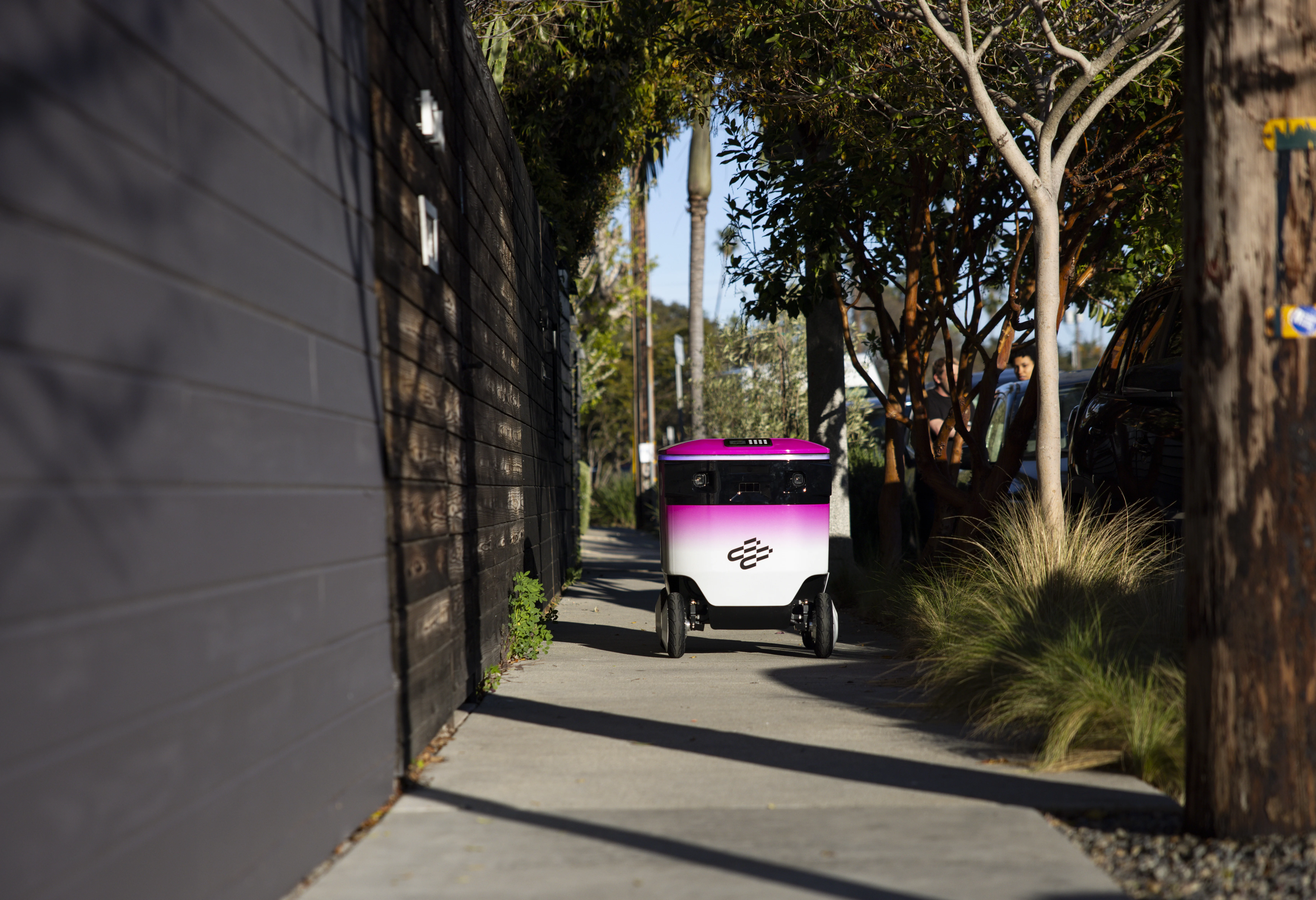 Delivery robots scan faces and collect customer biometric data, lawsuit alleges