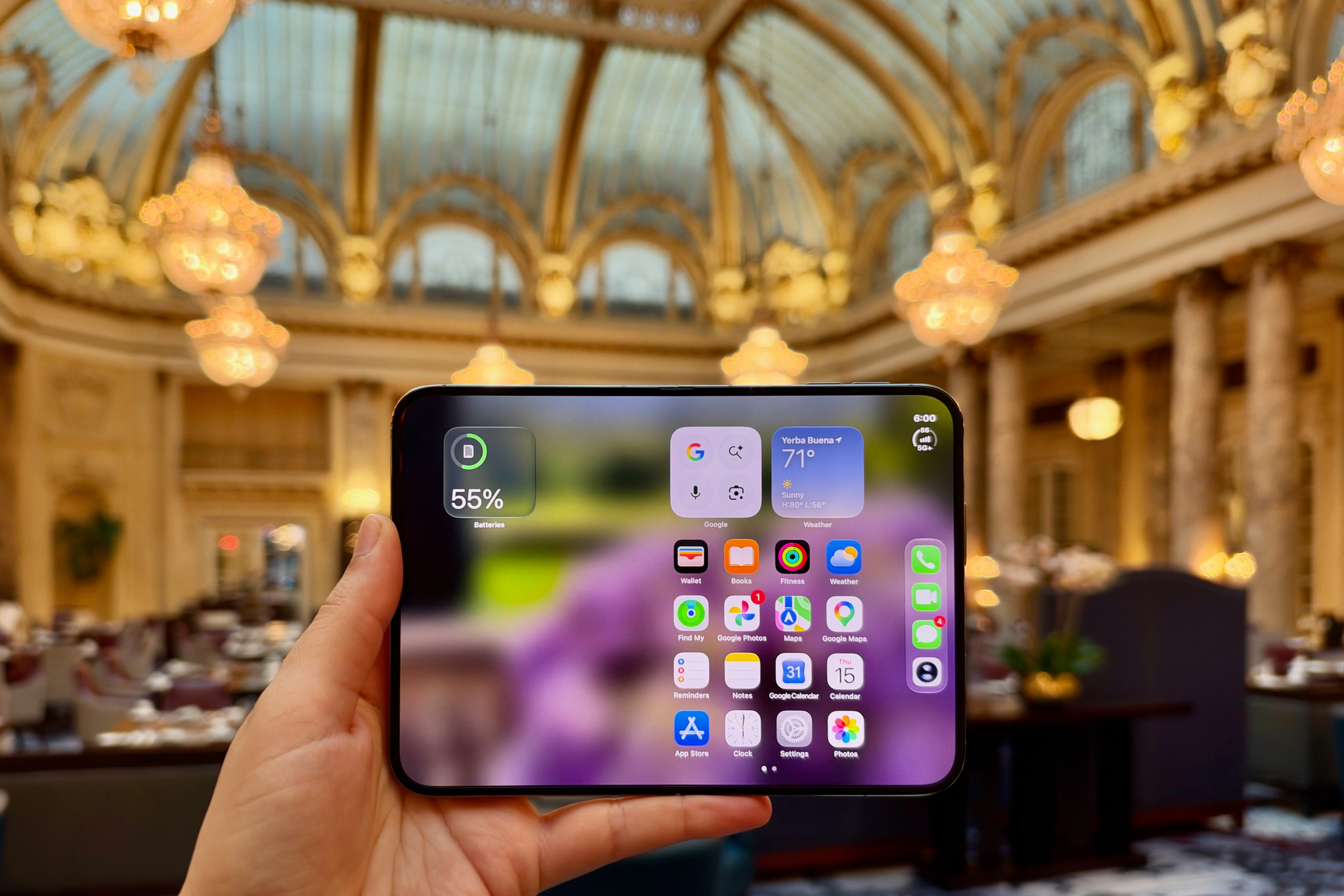 Apple Limitis iPhone Duo Purchases to 2 Foldable Phones Per Person