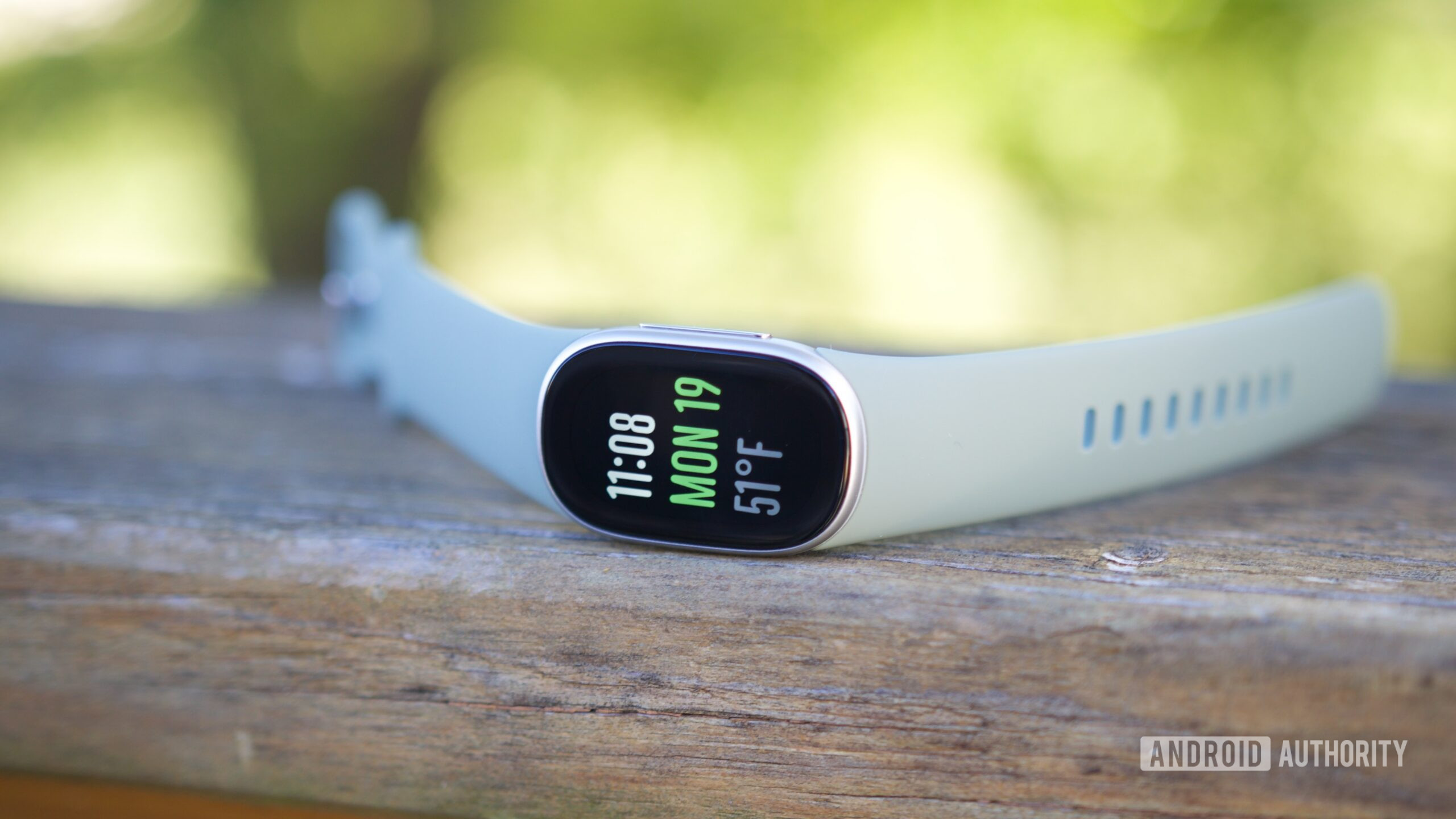 The Fitbit Edge doesn’t have NFC, and Google just revealed why