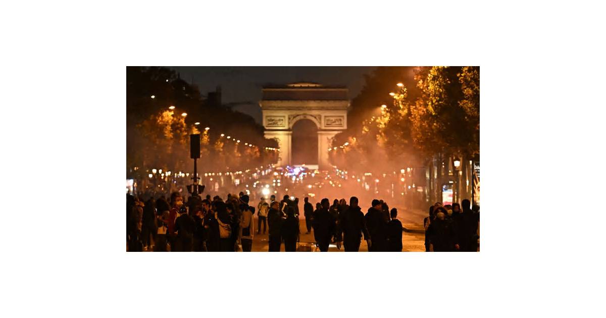 Paris Police Ban Protests in Some High-Profile Areas on Thursday