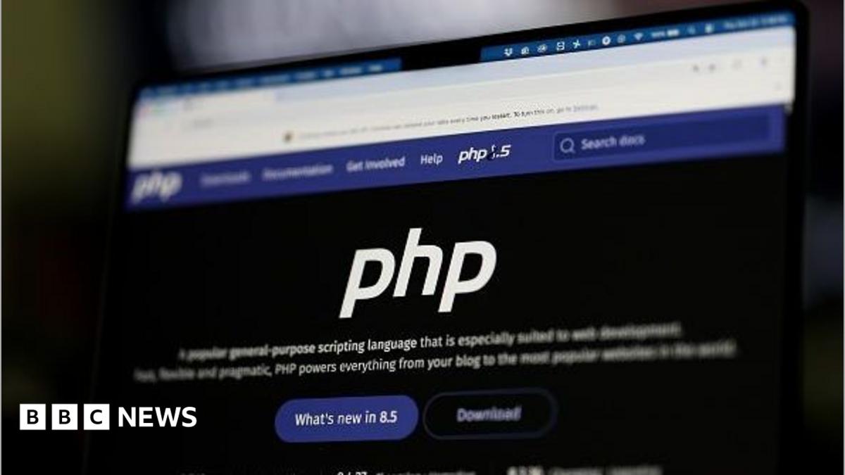Zoe Kleinman: PHP is the cyber equivalent of an unexploded bomb