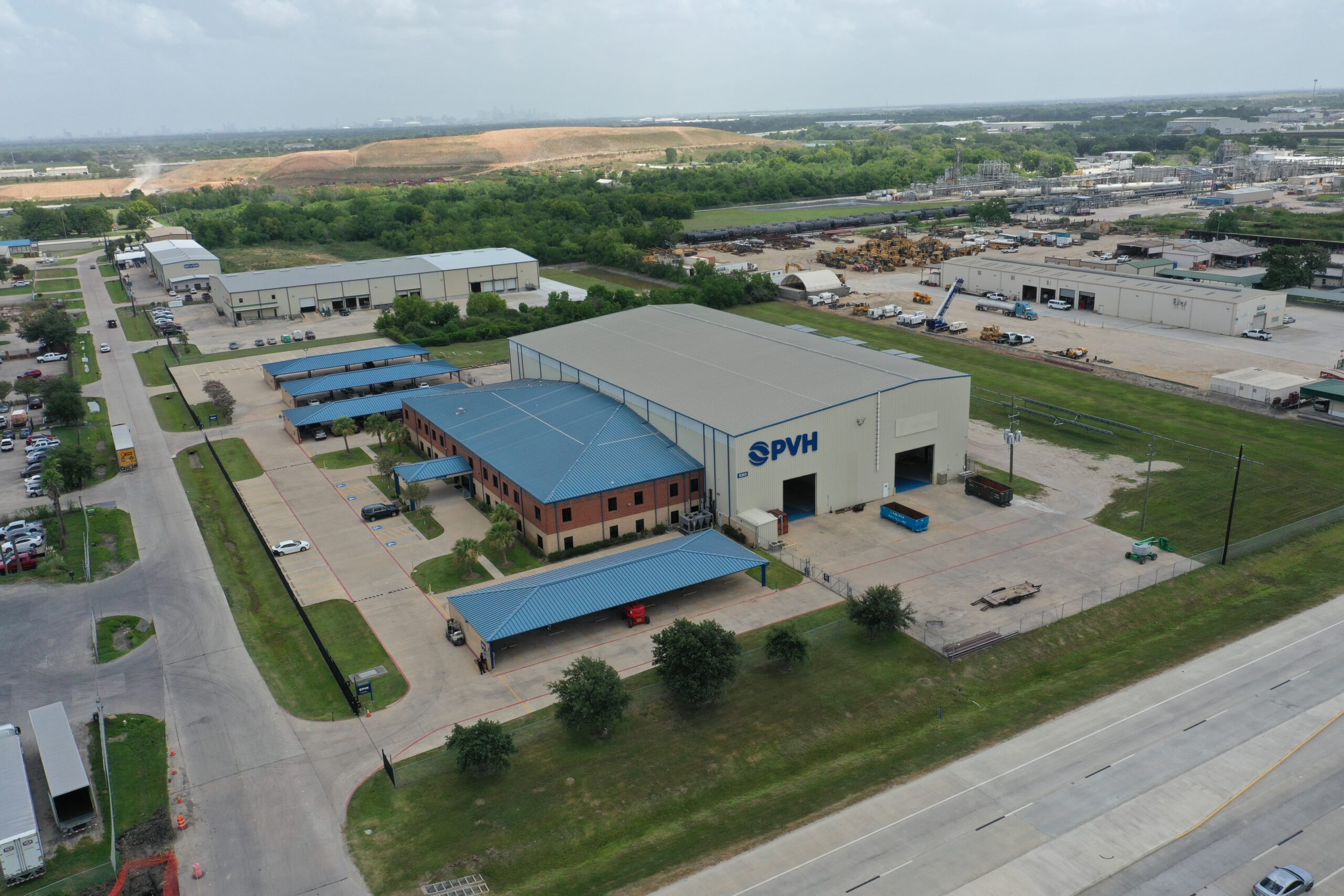 PVH expands Houston footprint to scale pre-assembled solar trackers