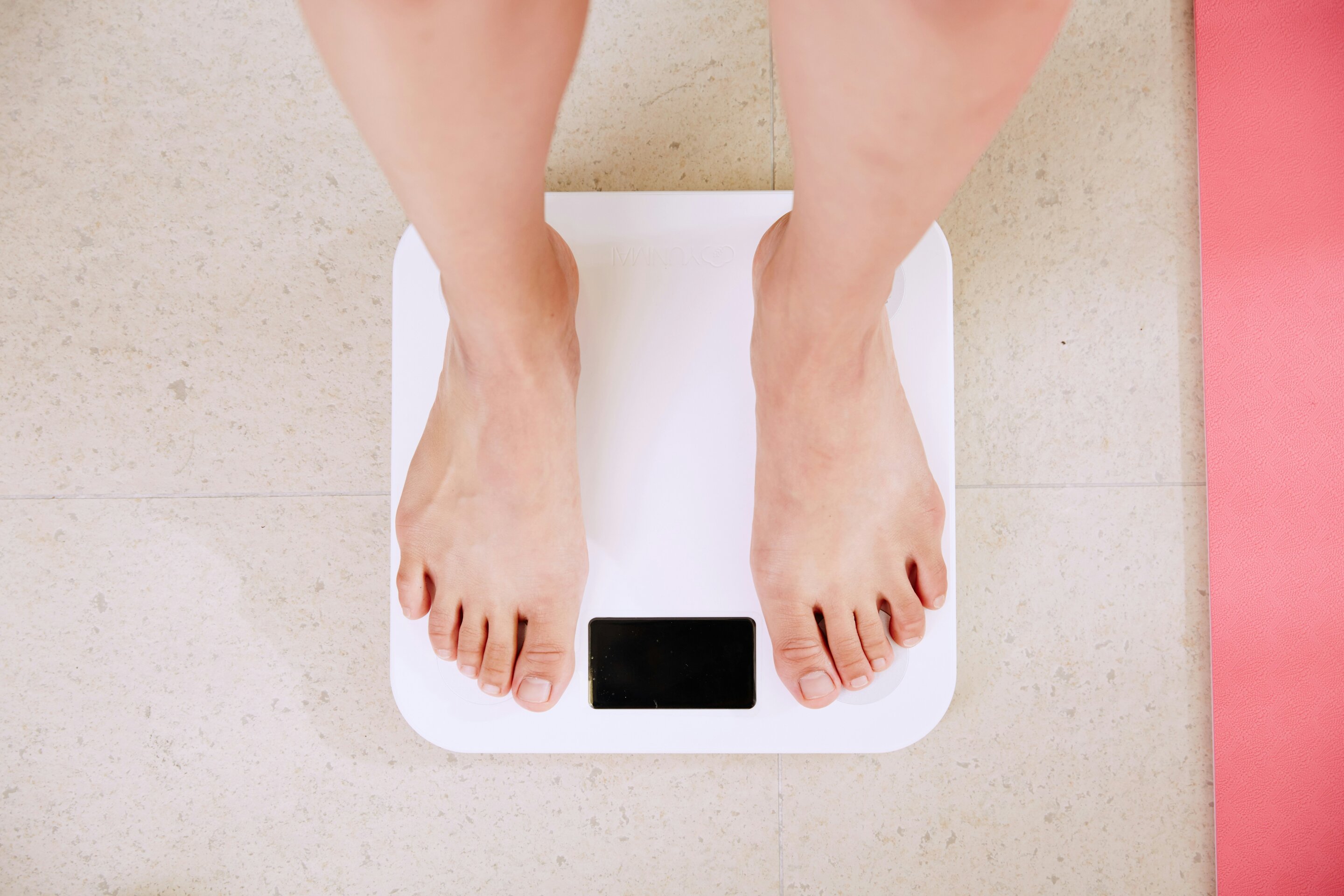 Excessive weight gain during pregnancy linked to higher risk of severe maternal complications