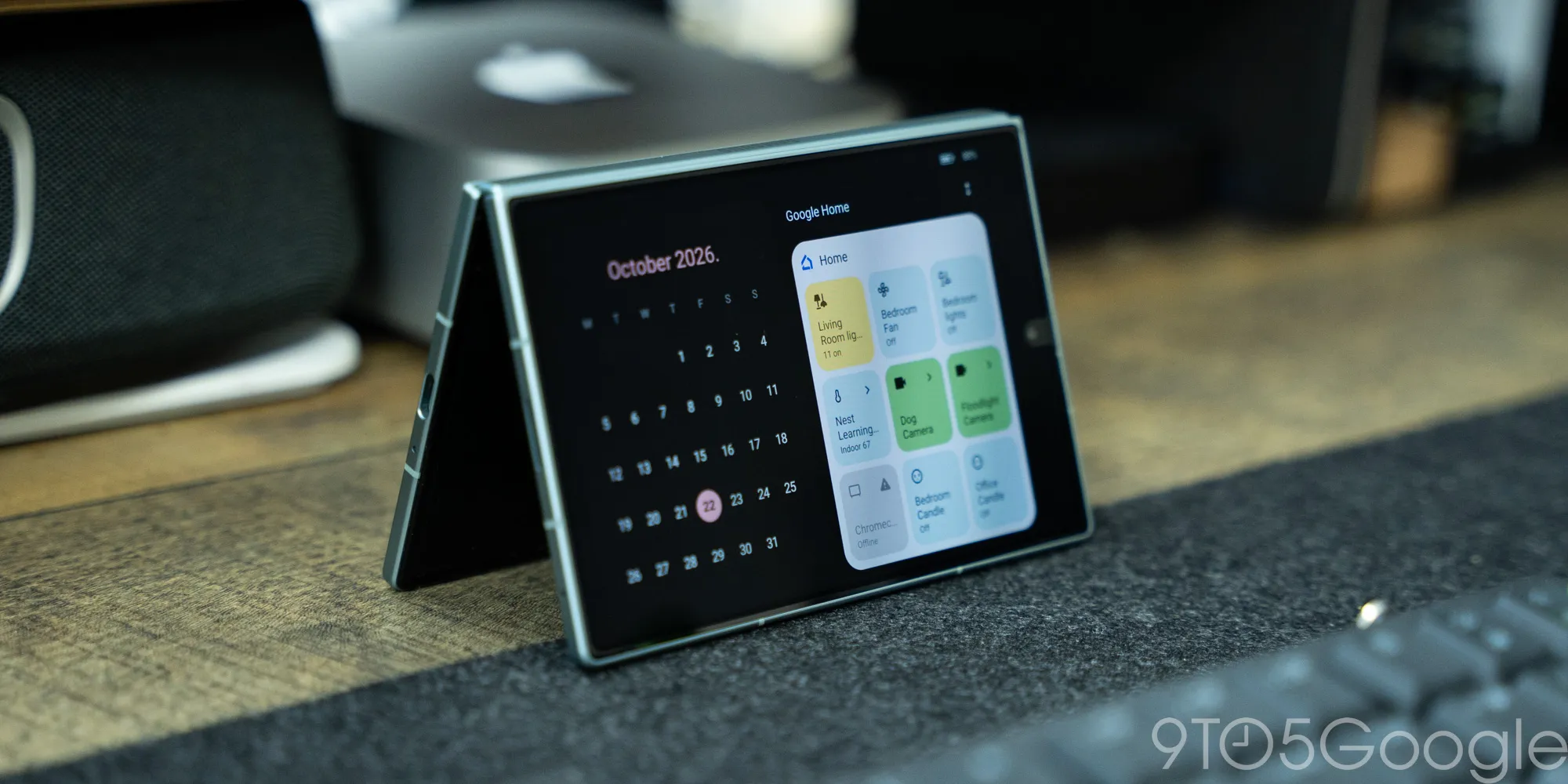 Someone built iPhone Duo’s tent mode for Android foldables, but made it even better