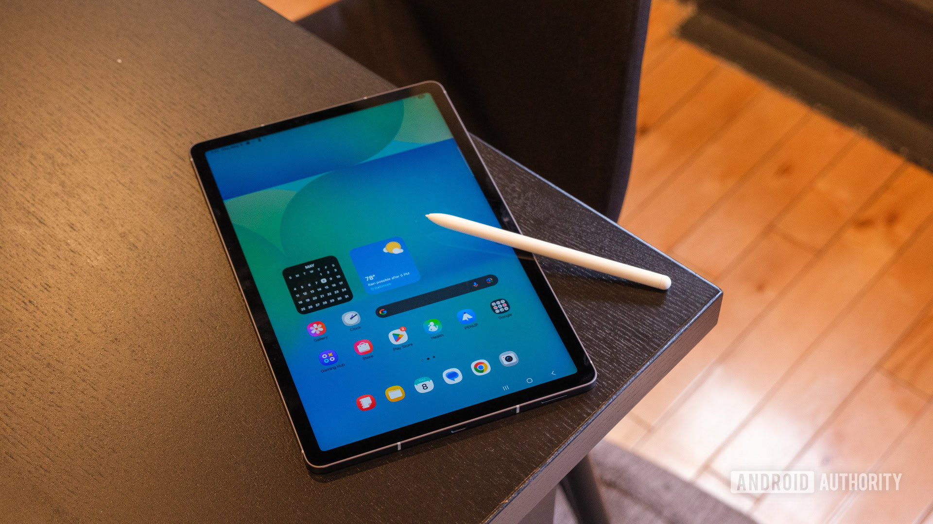 Deal drops the Samsung Galaxy Tab S10 FE to its lowest price in months