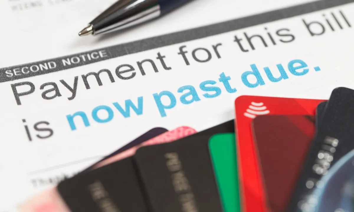 Credit Card Delinquencies Creep Up to 2.6% Among Major Issuers