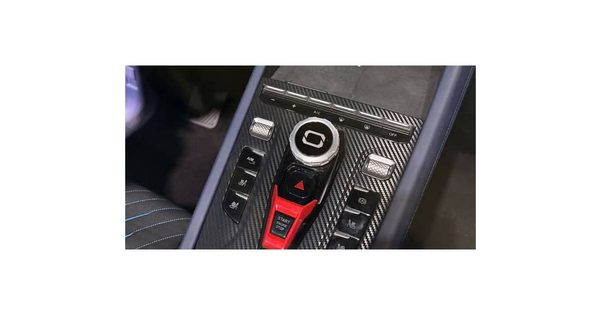 China Carmakers Go Back to Design Basics With Buttons and Knobs