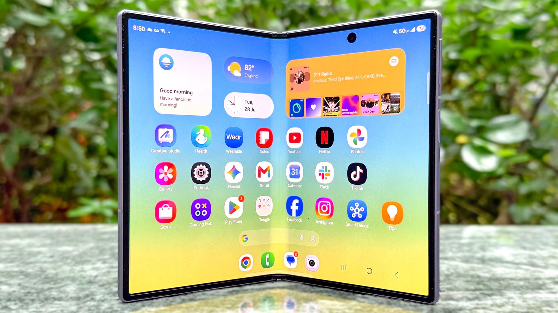 iPhone Duo sold out? Here are the 6 best alternatives in stock now