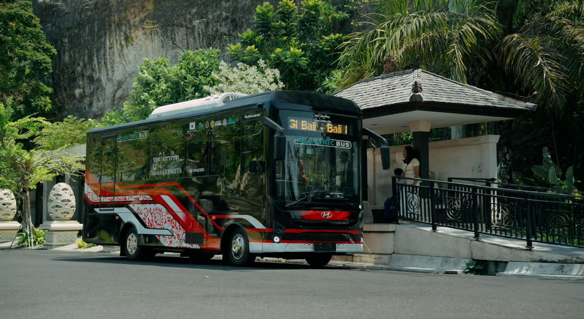 Hyundai Motor Delivers Bali’s First Electric Buses for Public Transport
