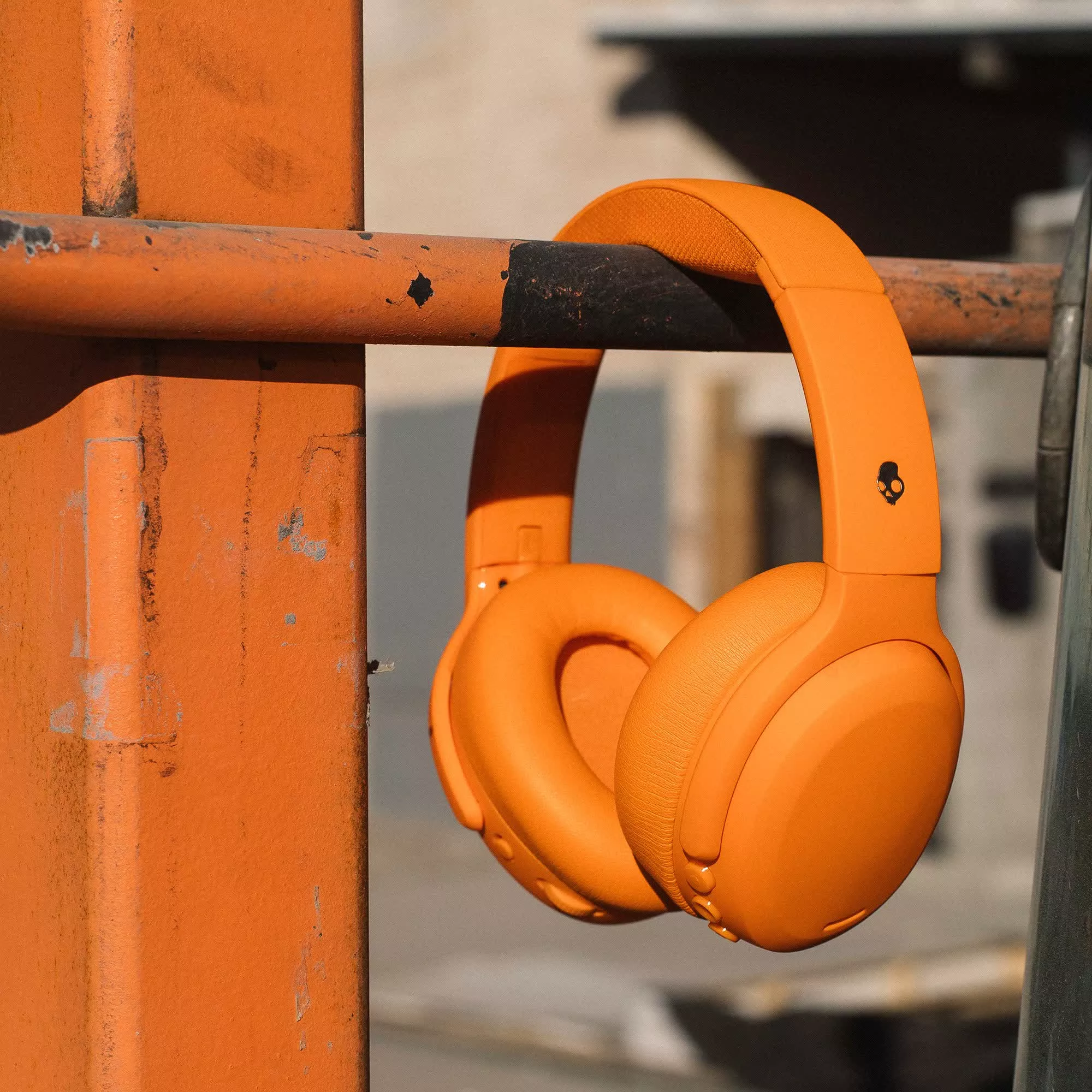 Bose acquires Skullcandy in surprise deal as it looks to attract younger headphone buyers