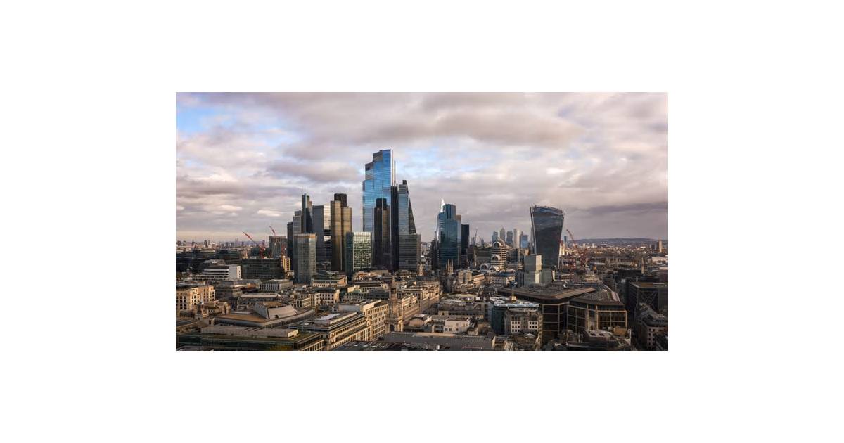 Armenia’s Largest Lender Ardshinbank Is Said to Weigh London IPO