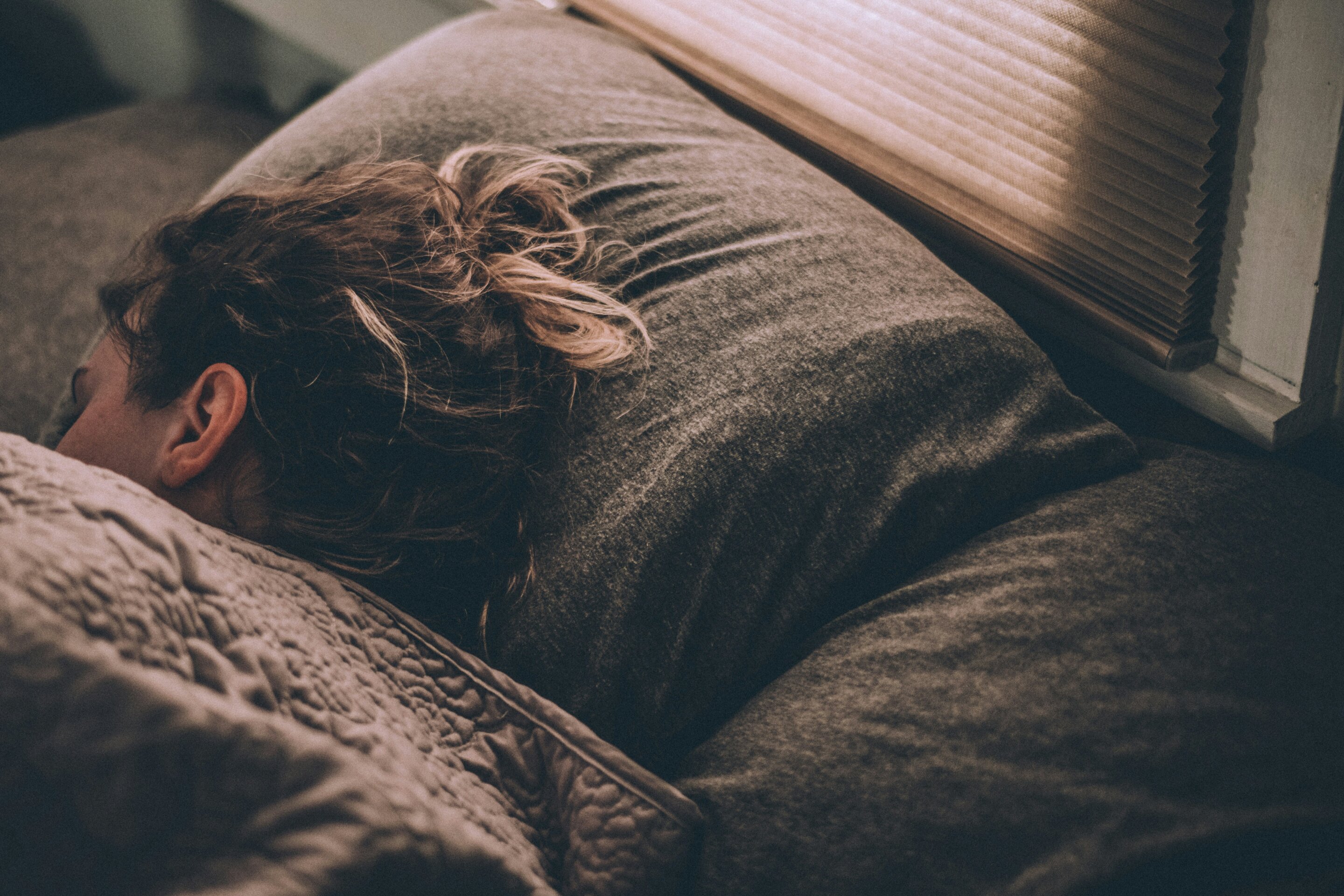 Gut microbiome may help explain why sleep improvement varies after hydrogen supplementation