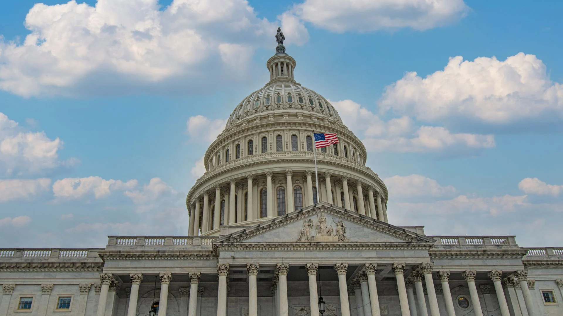 House Oversight Committee chair probes PBMs on independent pharmacy audits