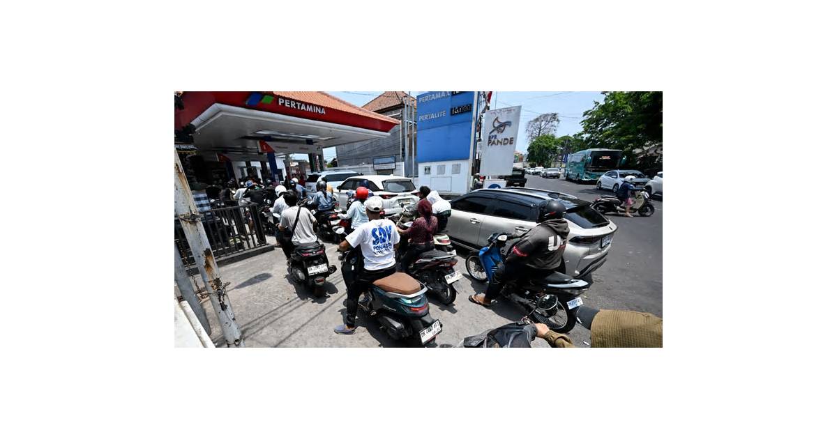 Bali’s Tourist Paradise Is Stuck in a Gasoline Queue