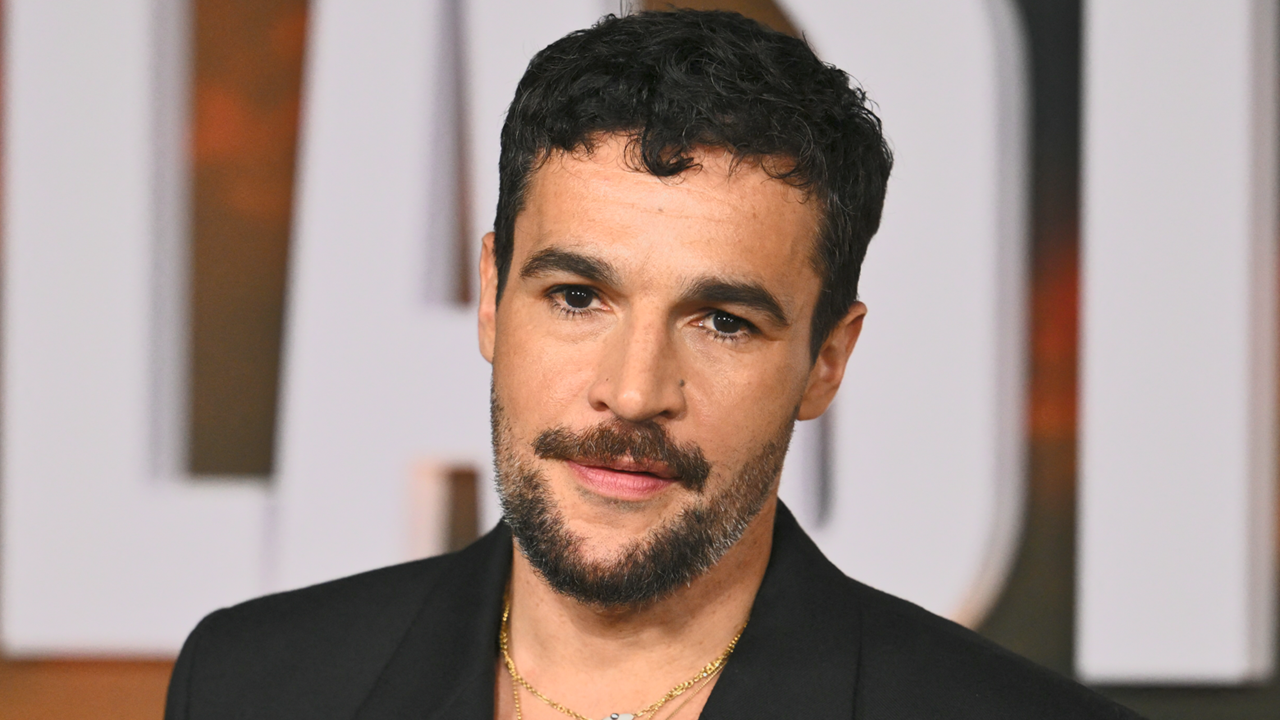 X-Men Actor Christopher Abbott Insists His Professor X Is Not in Doomsday or Secret Wars