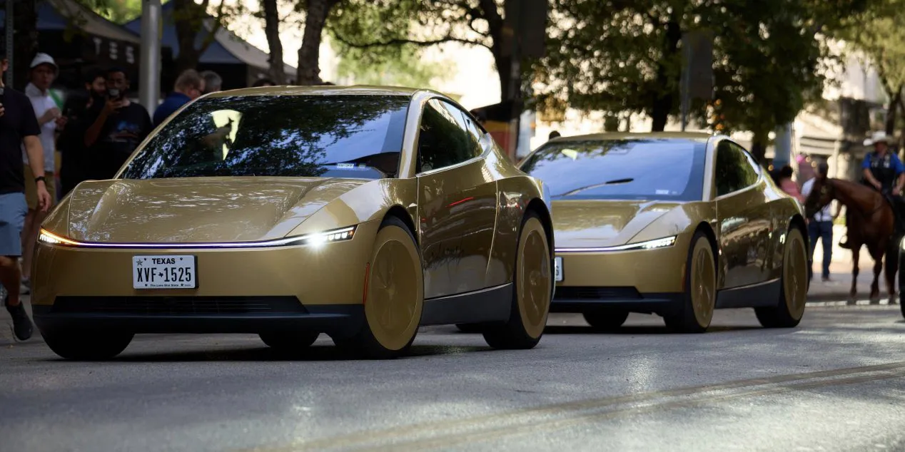 Tesla Cybercabs take over Austin’s F1 weekend