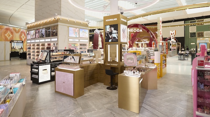 Hourglass Cosmetics opens first airport store
