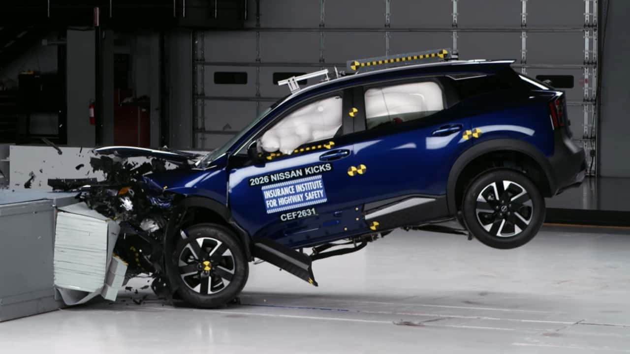 Only One Of These Crossovers Passed The IIHS’s Updated Crash Test