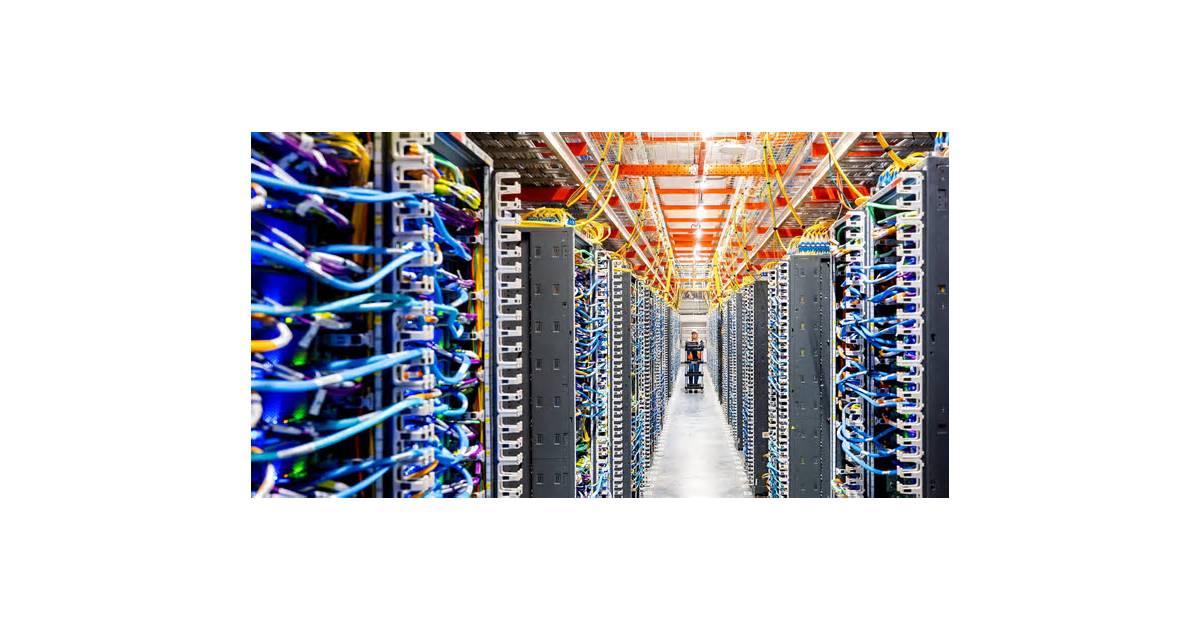 Verizon lifts annual forecasts, signs more than $2 billion AI infrastructure deal with AWS