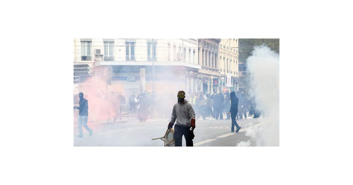 French minister says Halloween protests could turn violent