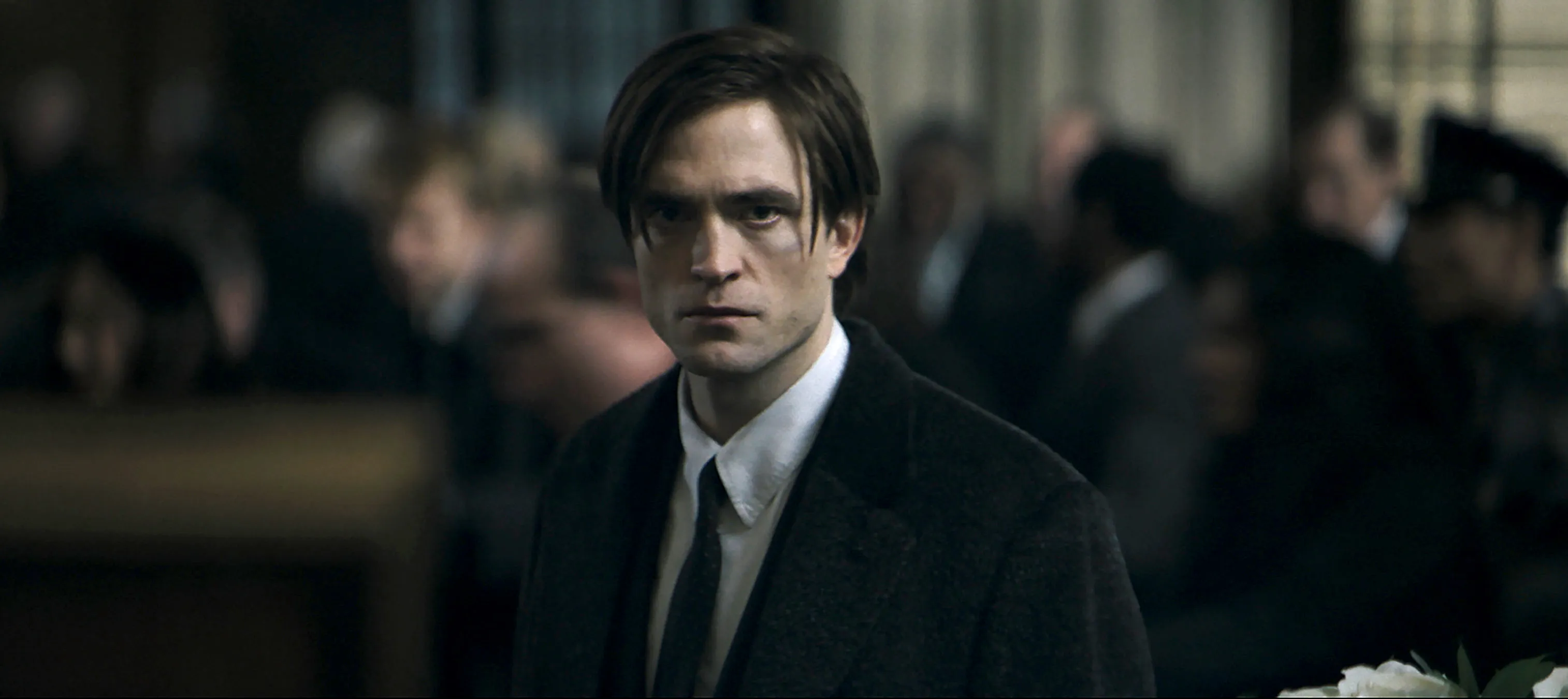Robert Pattinson Responds to New Director Taking Over the Batman Part 2 as Filming Resumes