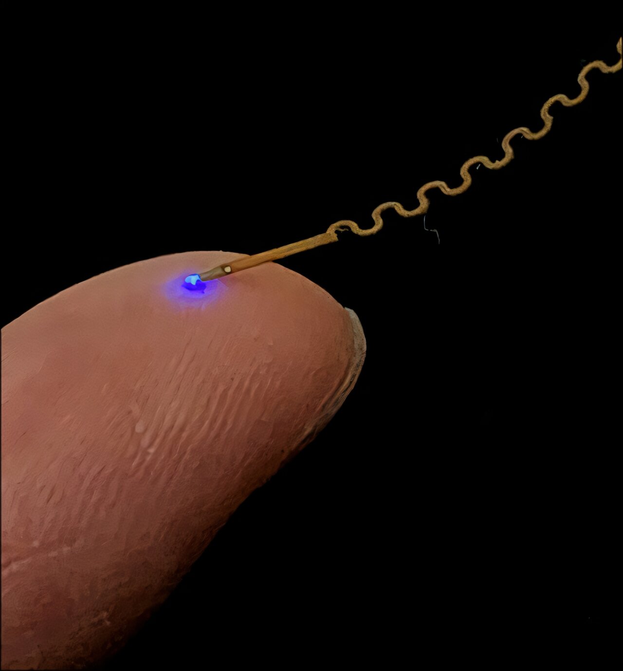 Wireless neural chip tracks brain changes in real time after Alzheimer's drug administration