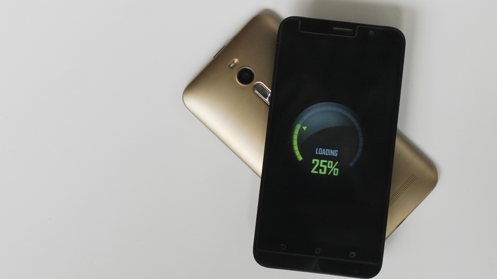 How to use your Samsung Galaxy phone to wirelessly charge other devices