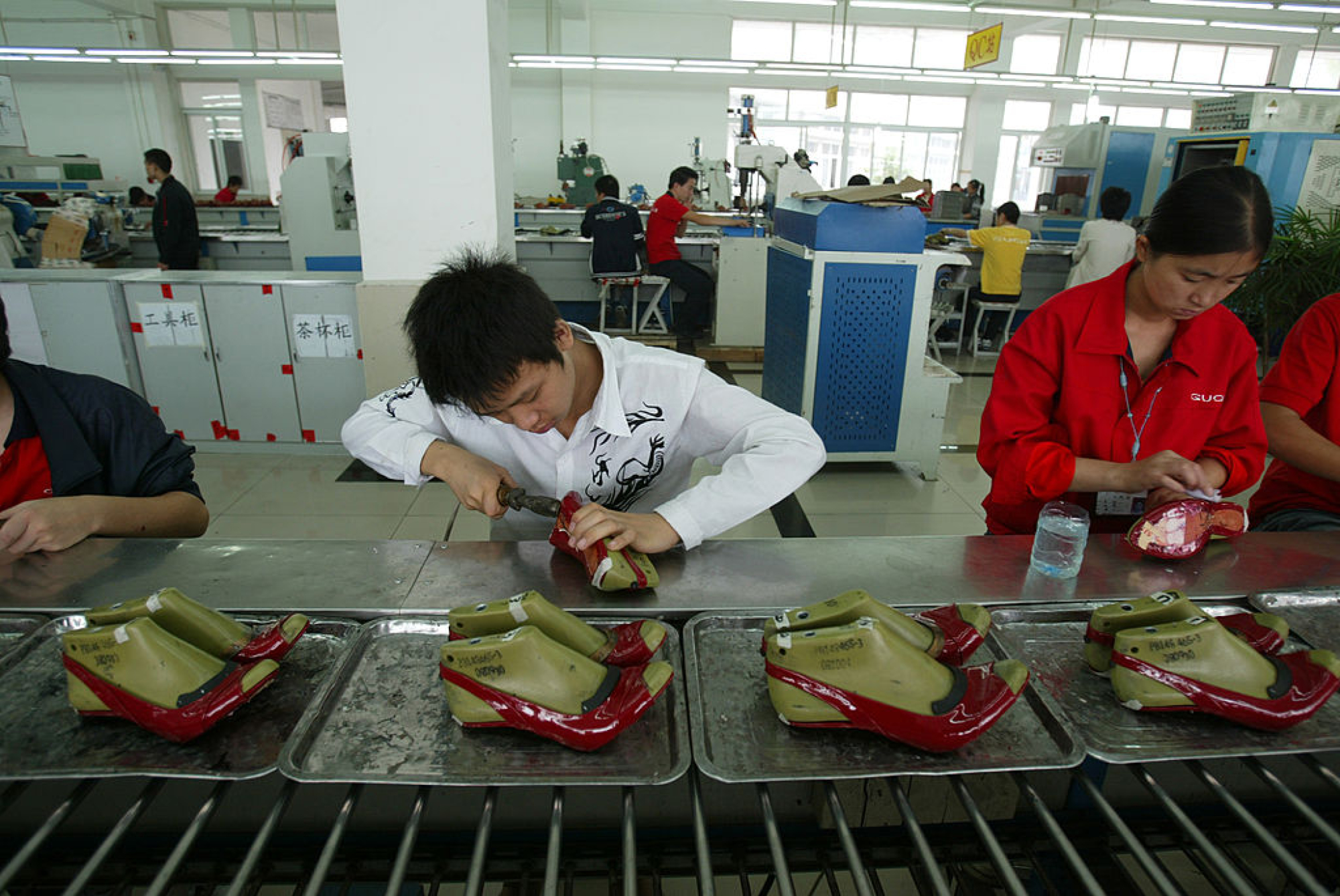 What’s Weighing on Yue Yuen as Shoe Manufacturing Giant Issues Profit Warning