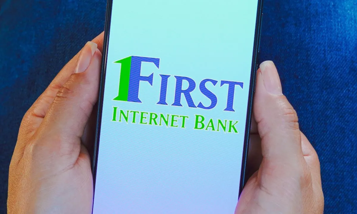 First Internet Bank Bets AI Means More Loans, Not Fewer People