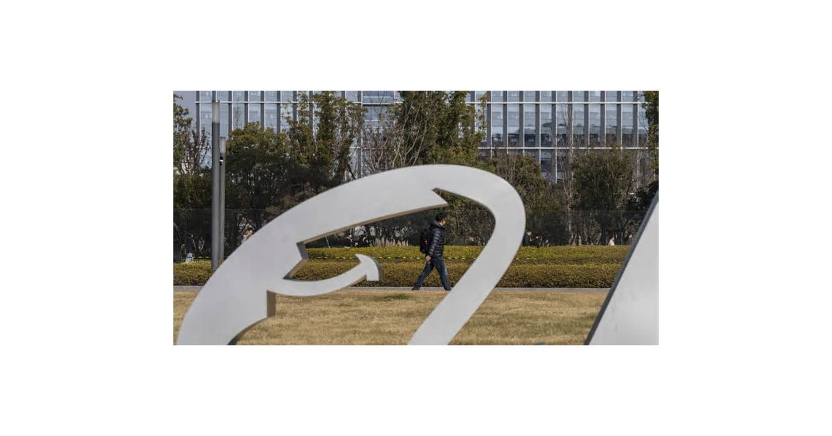 Alibaba Wins Challenge to Pentagon’s Chinese Army Blacklisting