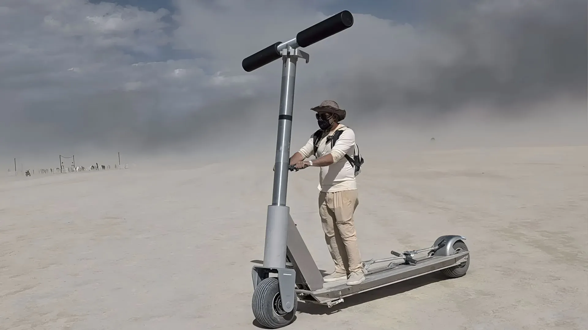 World’s largest 8-foot Razor-style scooter emerges after 7 years of development