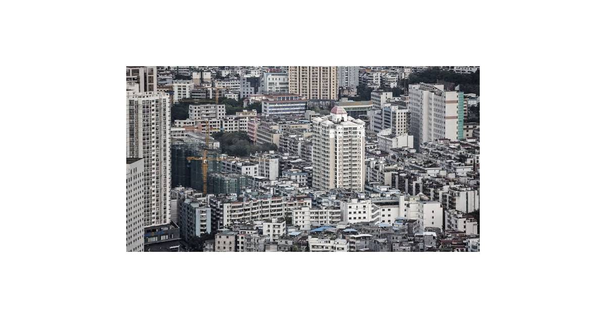 China Property Woes Bring Strains to Huafa’s $62 Billion of Debt