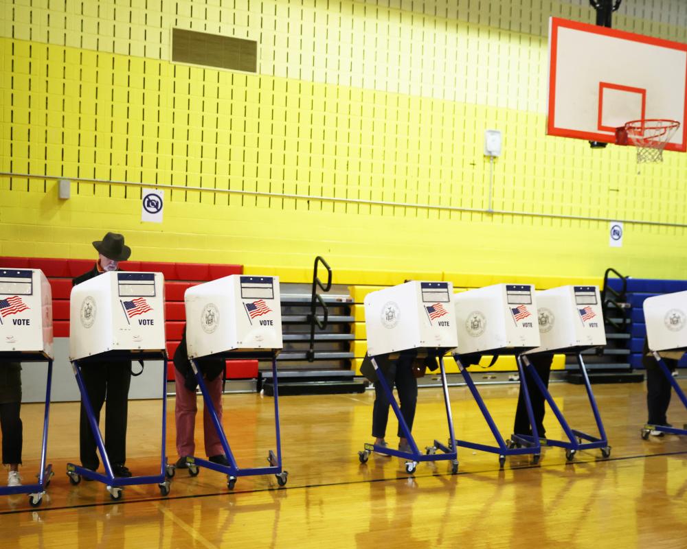 AI-driven disinformation running rampant on social media before US midterms, experts warn
