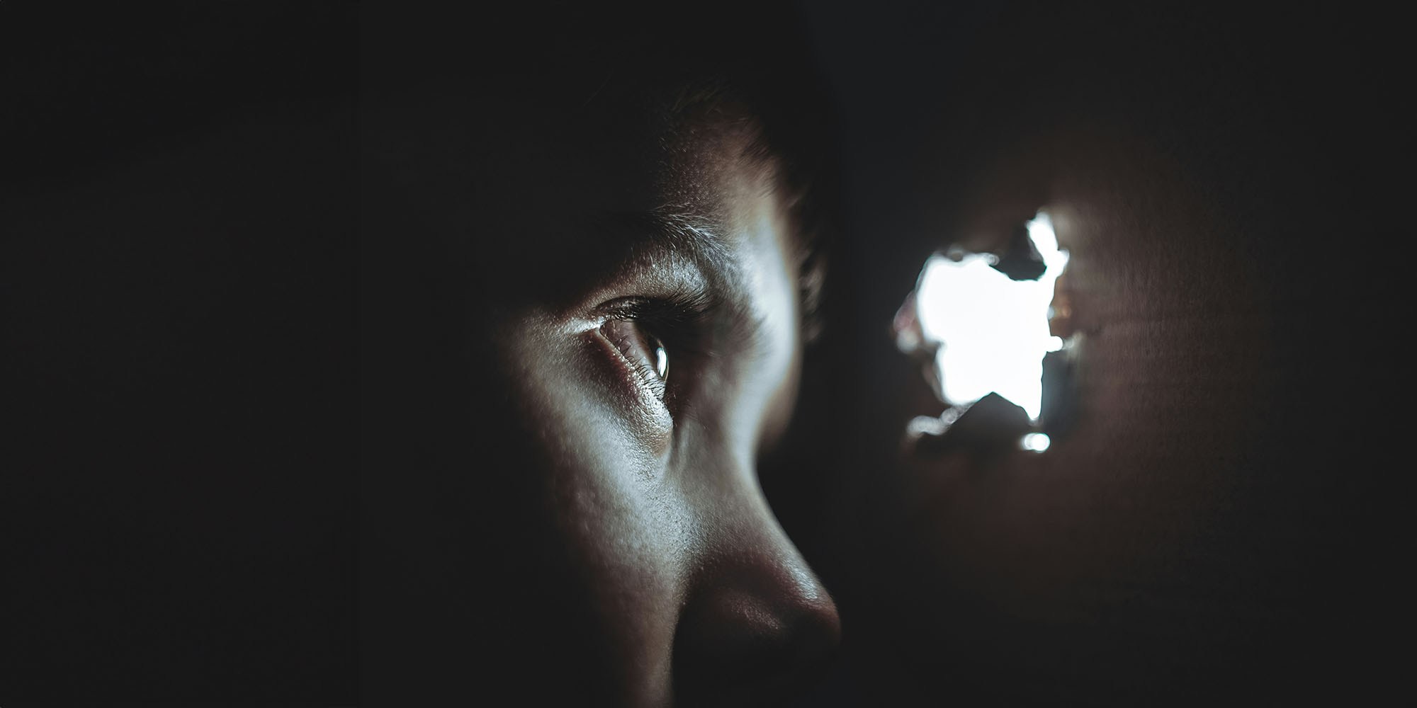 US government acting illegally over electronic surveillance of its own citizens, say senators