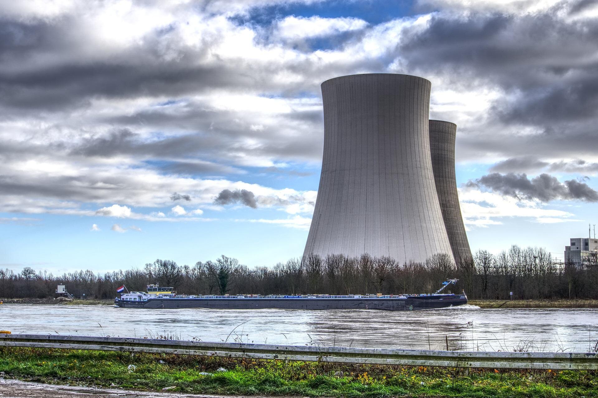 Researchers explore use of thermal energy storage for nuclear power plants
