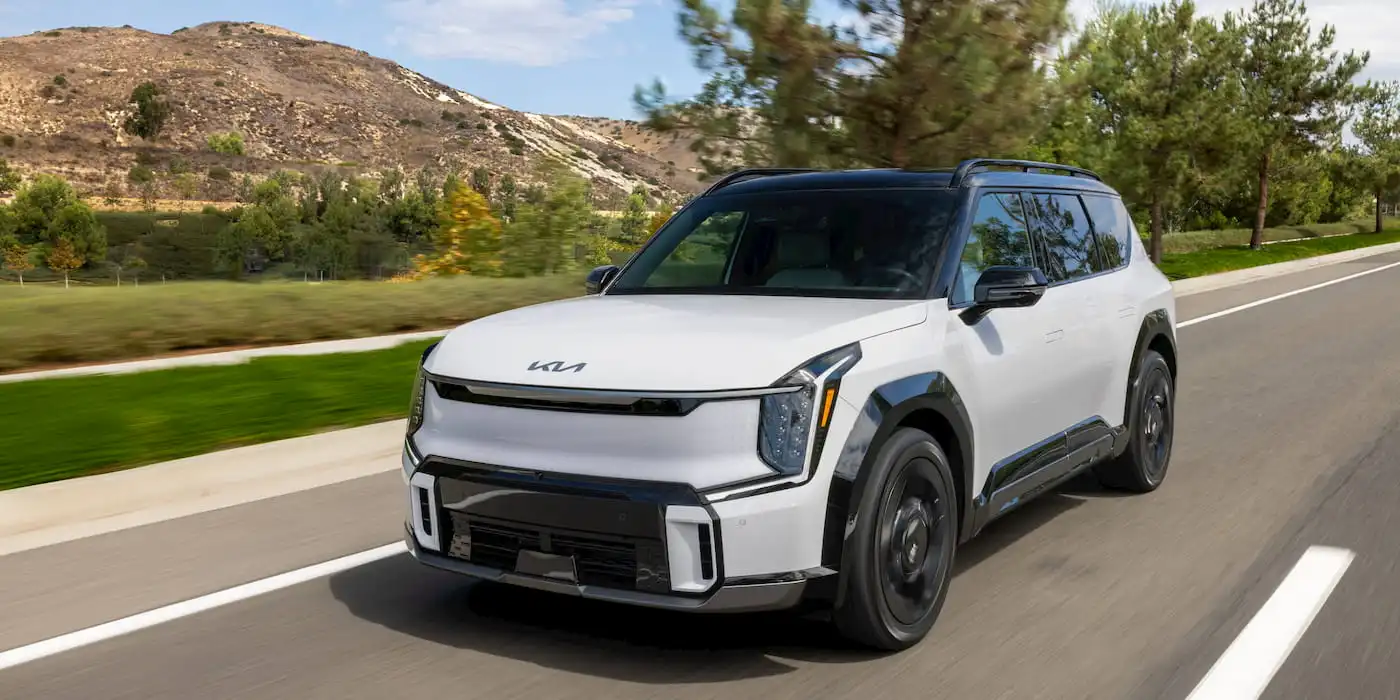 The 2027 Kia EV9 costs $90 more, but at least you get a few extras