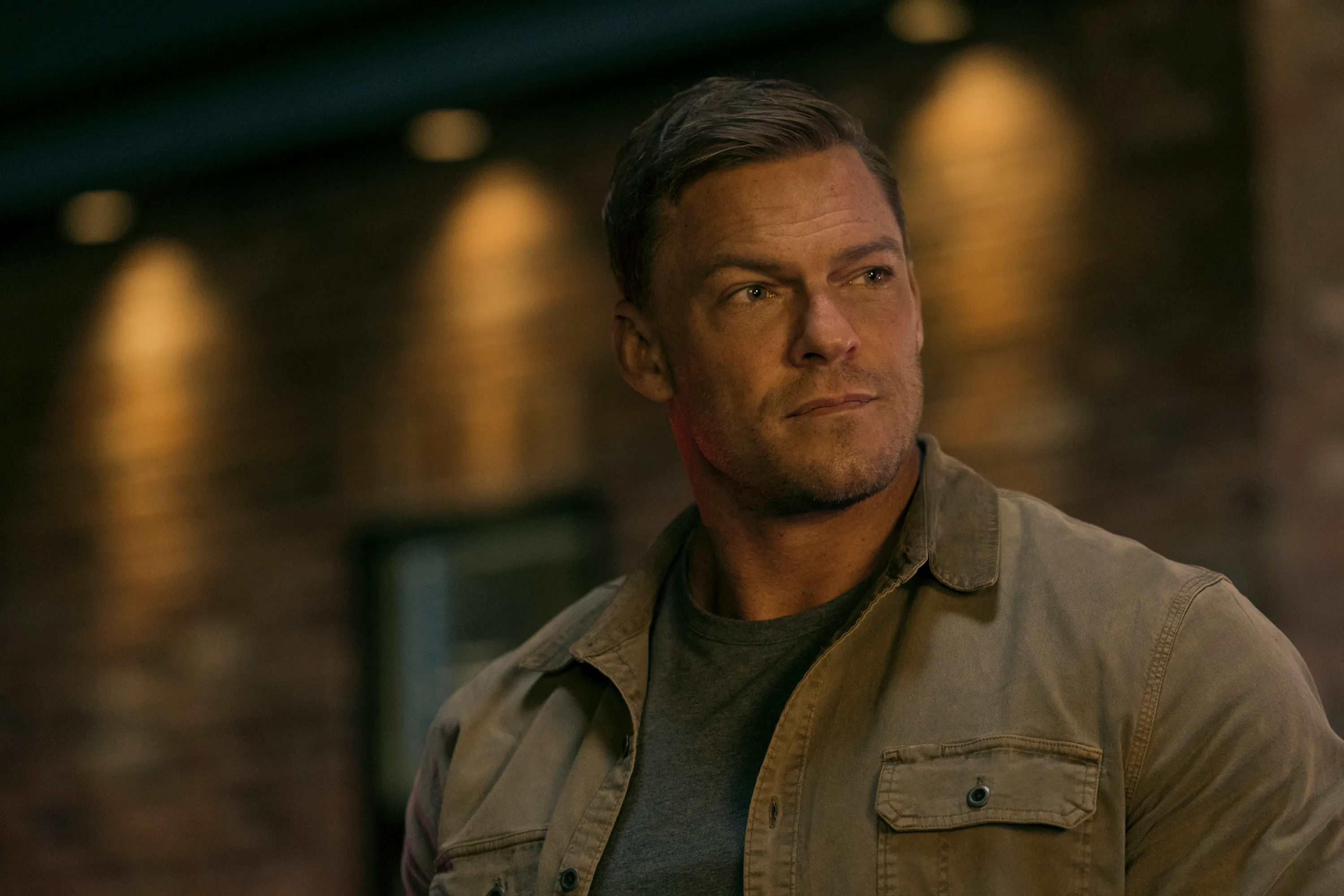 DC Studios Confirms Talks With Reacher Star Alan Ritchson for DCU Role
