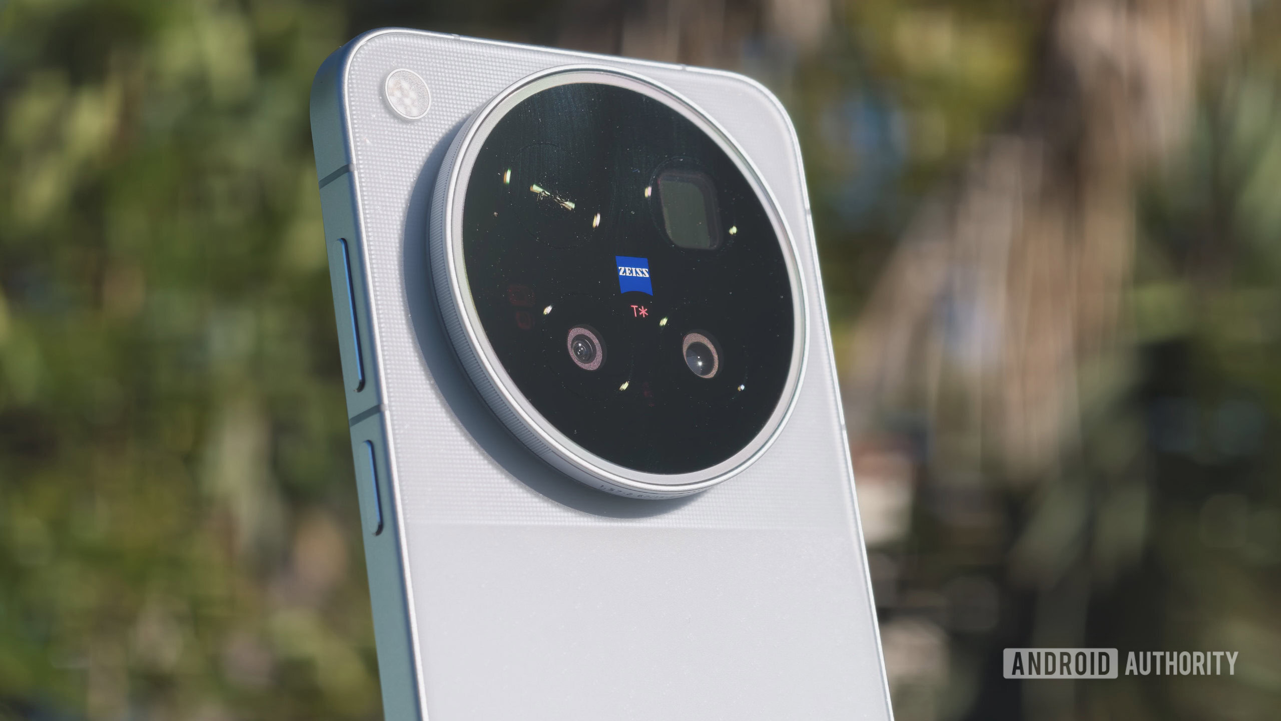 These might be the best phones for video capture, and they’ve just gone global