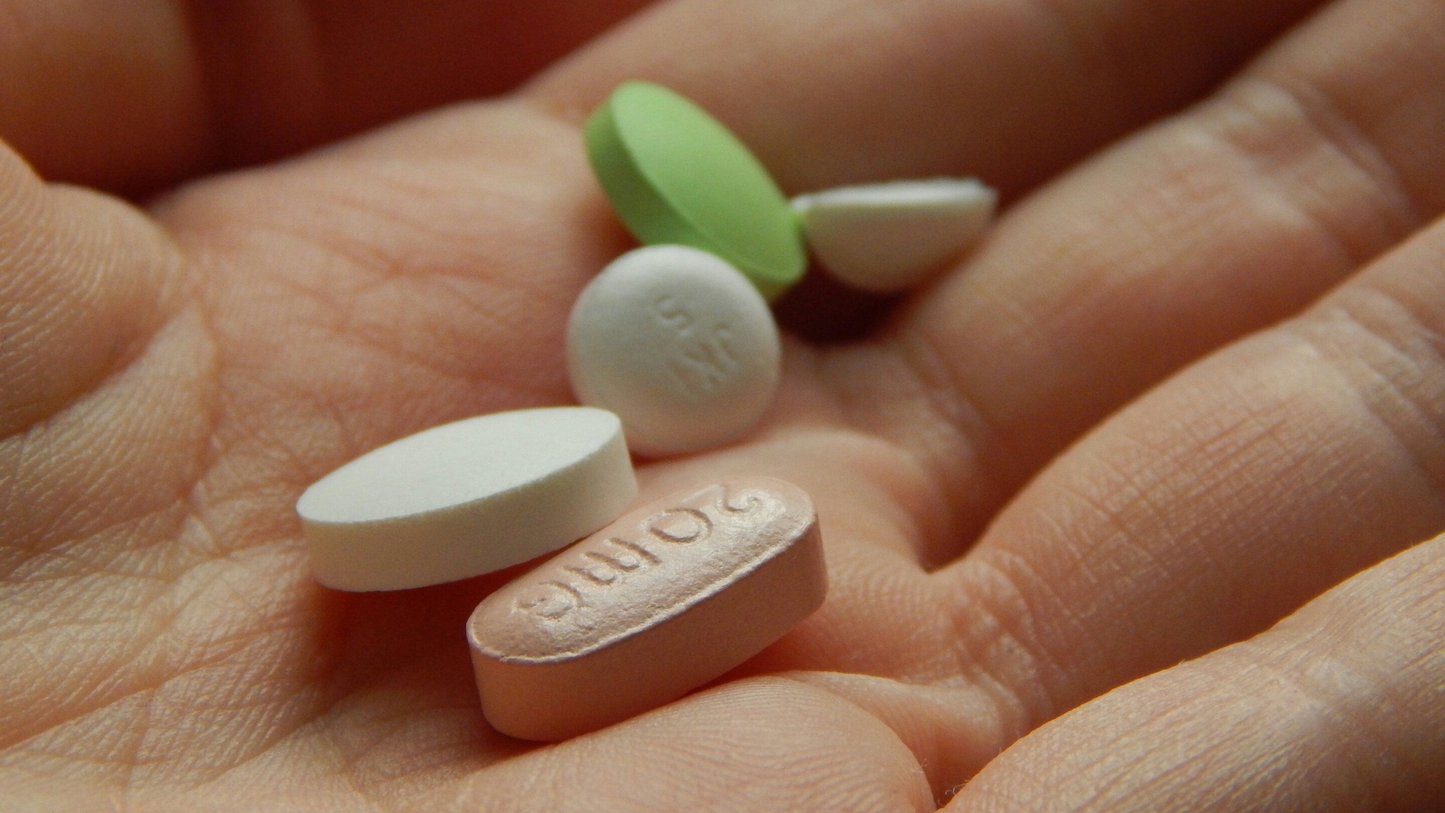 Initial treatment for lower back pain is associated with subsequent risk of opioid use disorder and overdose