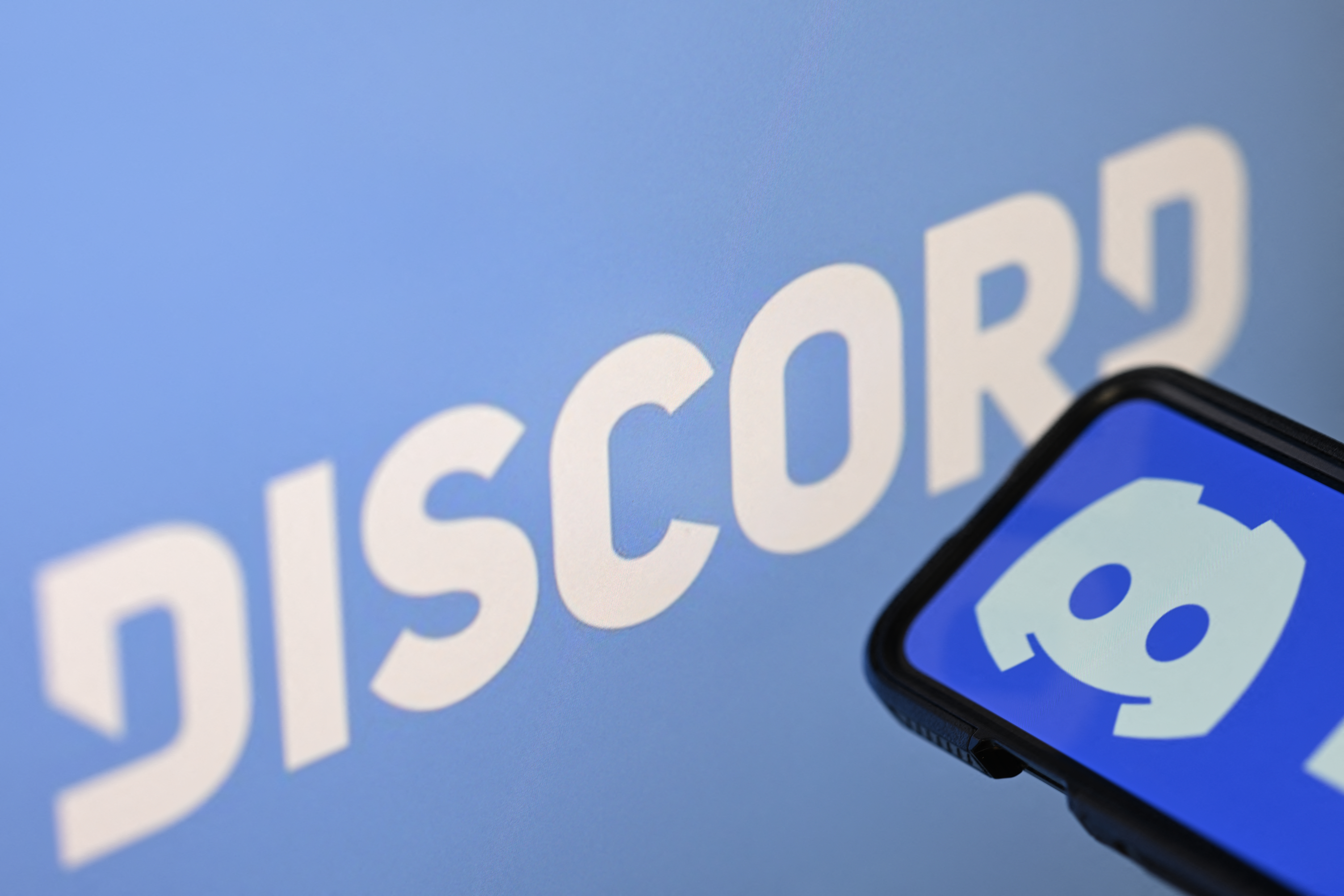 Discord will let public server messages be discoverable in Google Search