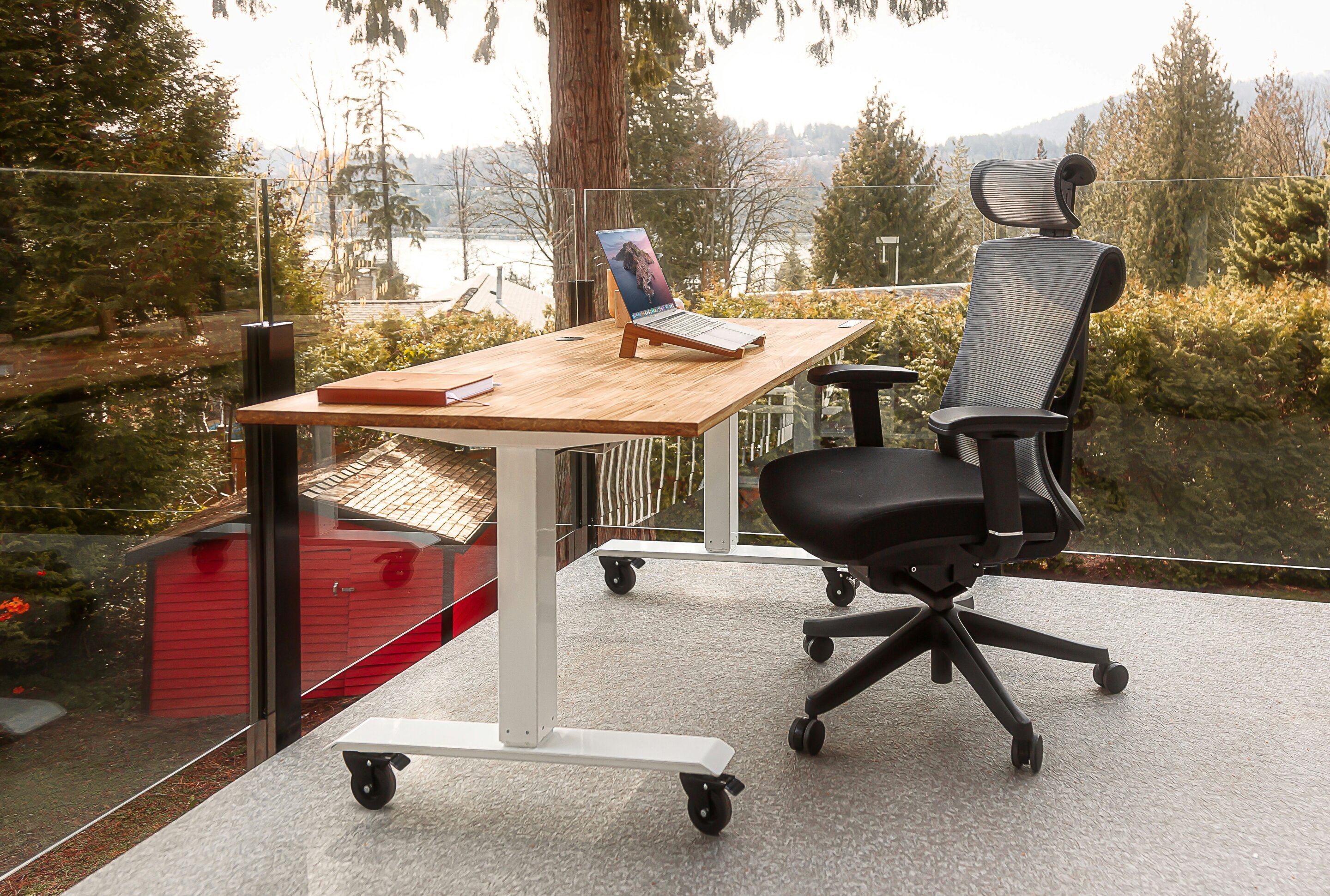Workplace ergonomics may do little to ease arm, neck or shoulder pain