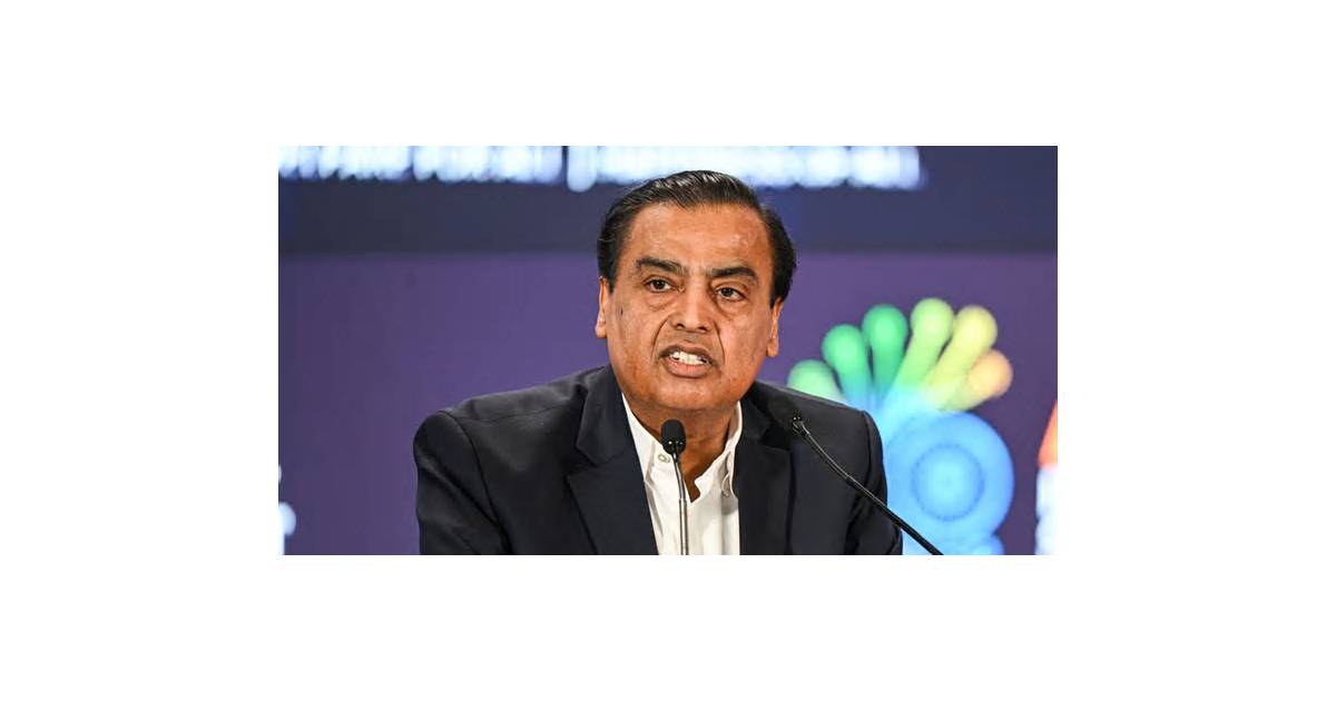 Ambani Looks to Defy Gravity in Debut After India-Record Jio IPO