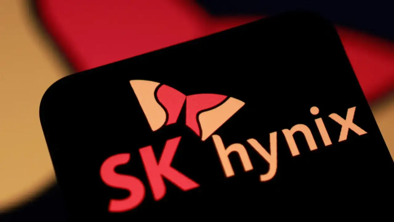 AI chip giant SK hynix says quarterly operating profit soars 630%