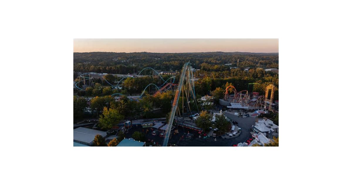 Roller Coaster Fatality Rattles Six Flags CEO’s Turnaround Plan