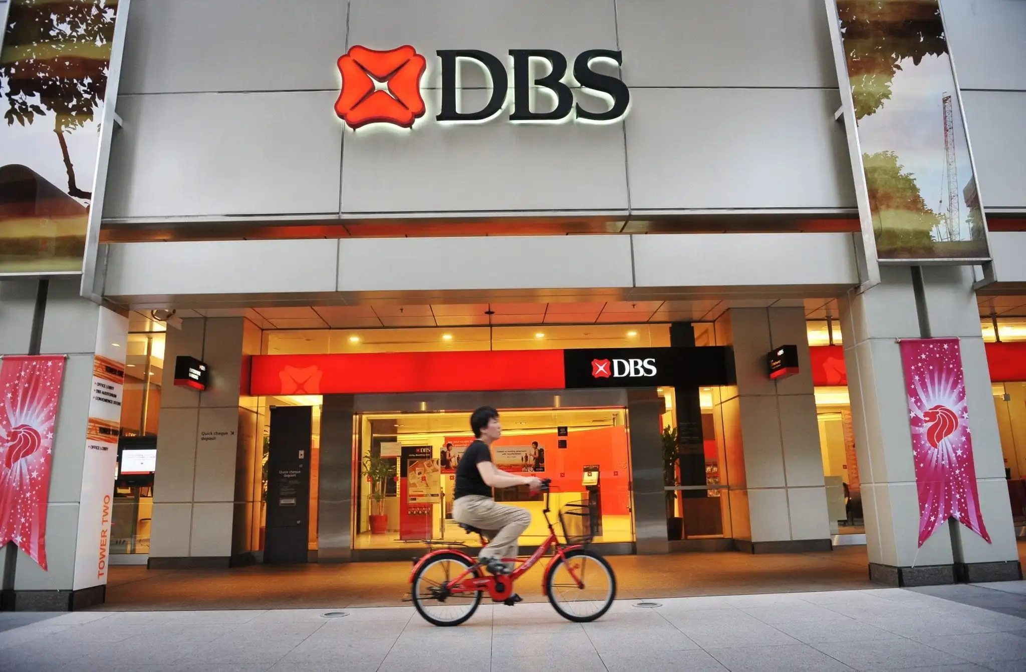 DBS Survey Finds 88% of Businesses Use or Pilot Tokenised Money
