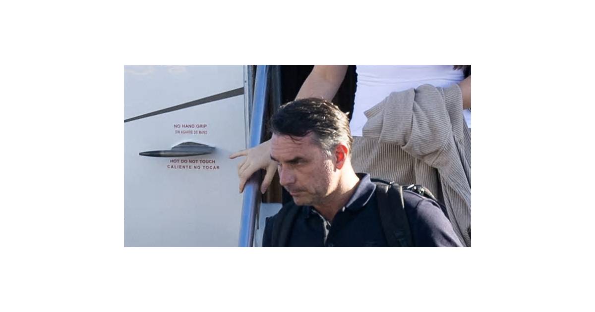 Why Is Flávio Bolsonaro Being Investigated in Brazil?