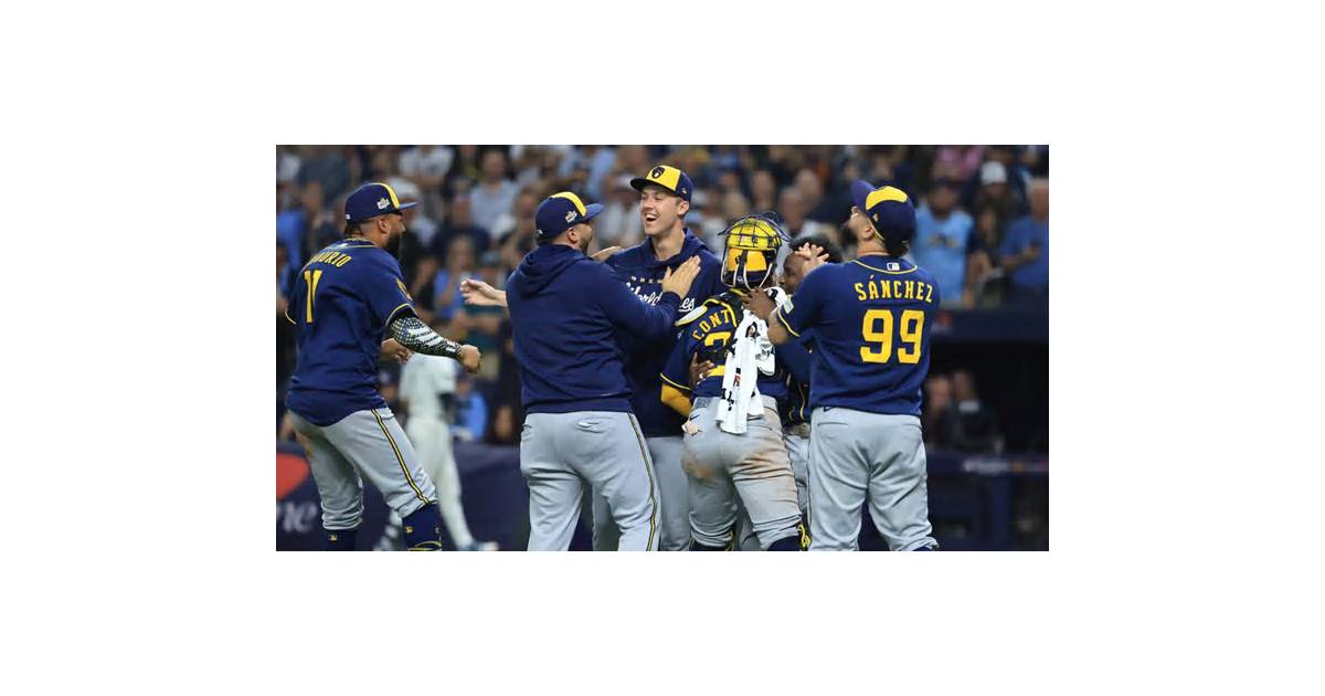Brewers beat Rays 4-1 for first World Series title
