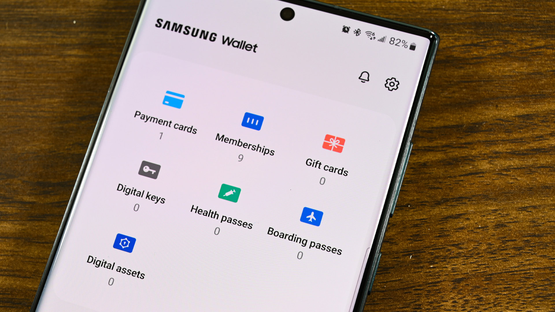 Samsung Wallet’s new cash back perks can help you pay for dinner or settle up with a friend